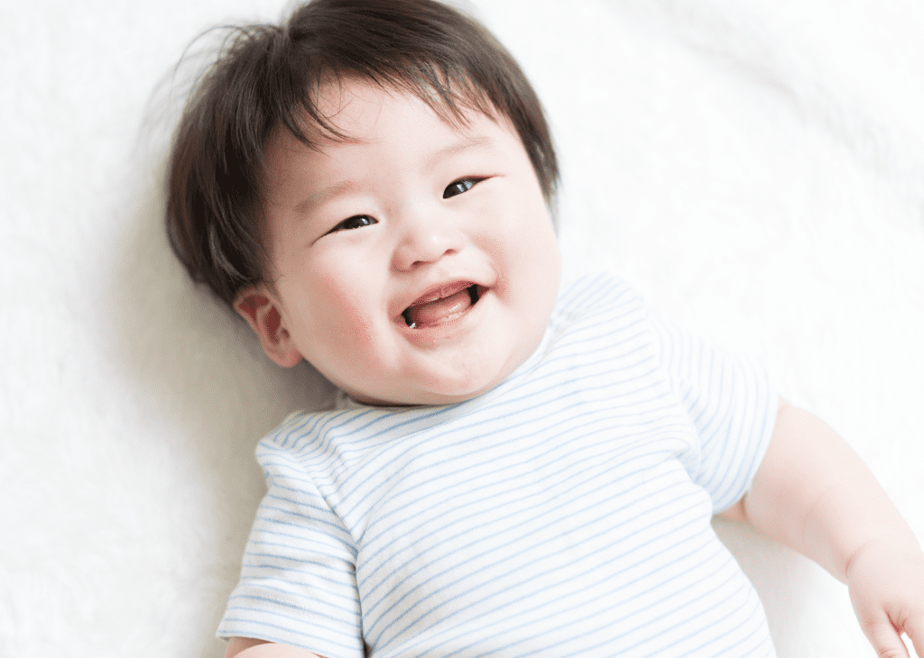 ลูกหัวเราะบ่อยเกิน อย่าชะล่าใจ! อาจเสี่ยงเป็น ’เนื้องอกหัวเราะ’