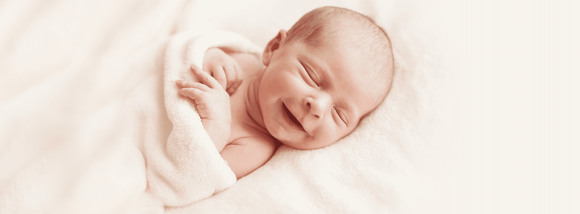 ดูแลสุขภาพปากและฟันของลูกน้อย คุณแม่ทำได้ตั้งแต่แรกเกิด