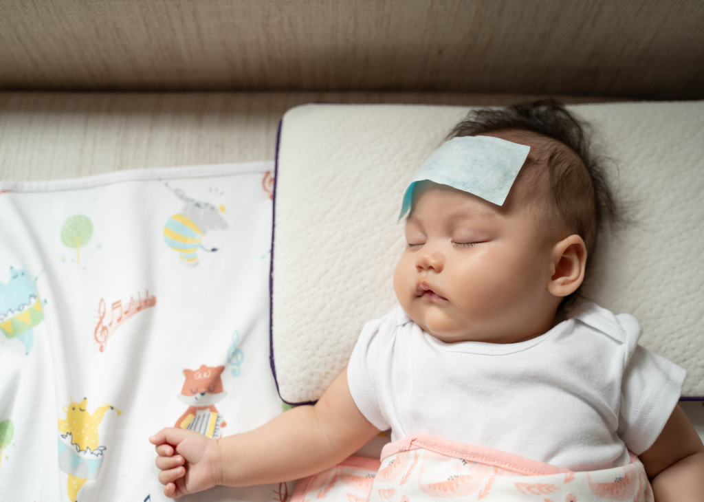 Is your child having a fever and snoring? Don't take it lightly – they could be at risk of adenovirus infection or snoring fever disease.