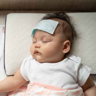 Is your child having a fever and snoring? Don't take it lightly – they could be at risk of adenovirus infection or snoring fever disease.